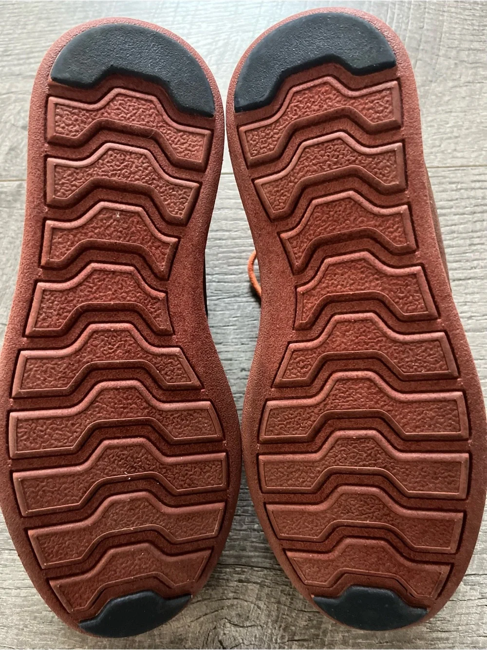 Tommy Hilfiger Brown Suede Chukka with Orange Laces